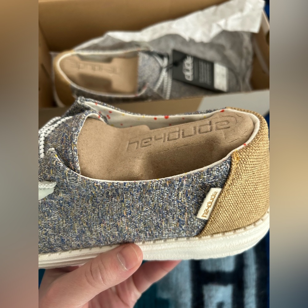 Hey Dude sz 9 Textured mustard mix Loafers - Picture 7 of 12